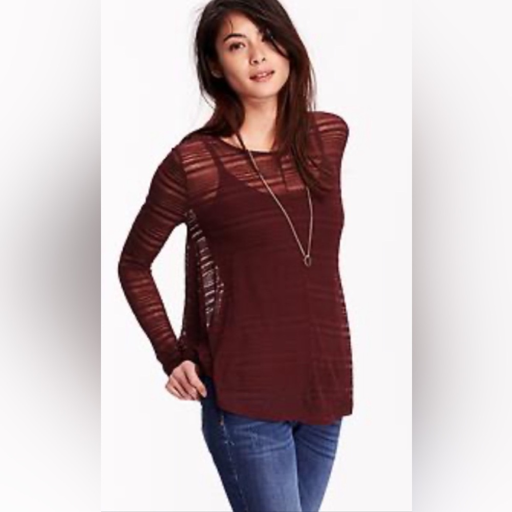 Shadow-Stripe Sweater-Knit Top, Old Navy.  Size M.  New with tag.
